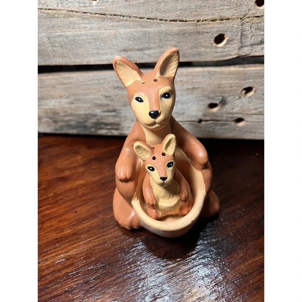 Vintage Mama Kangaroo and Joey Salt & Pepper Shakers Figural Japan 5
